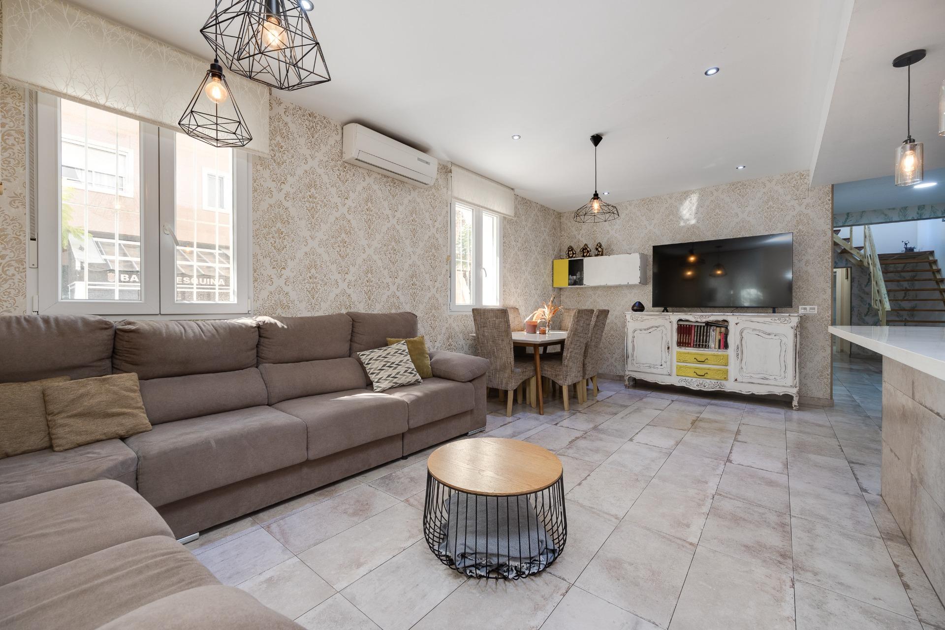 3 Bed, 1 Bath, HouseFor Sale, Torrevieja, Alicante 3 Bed, 1 Bath, HouseFor Sale, Torrevieja, Alicante