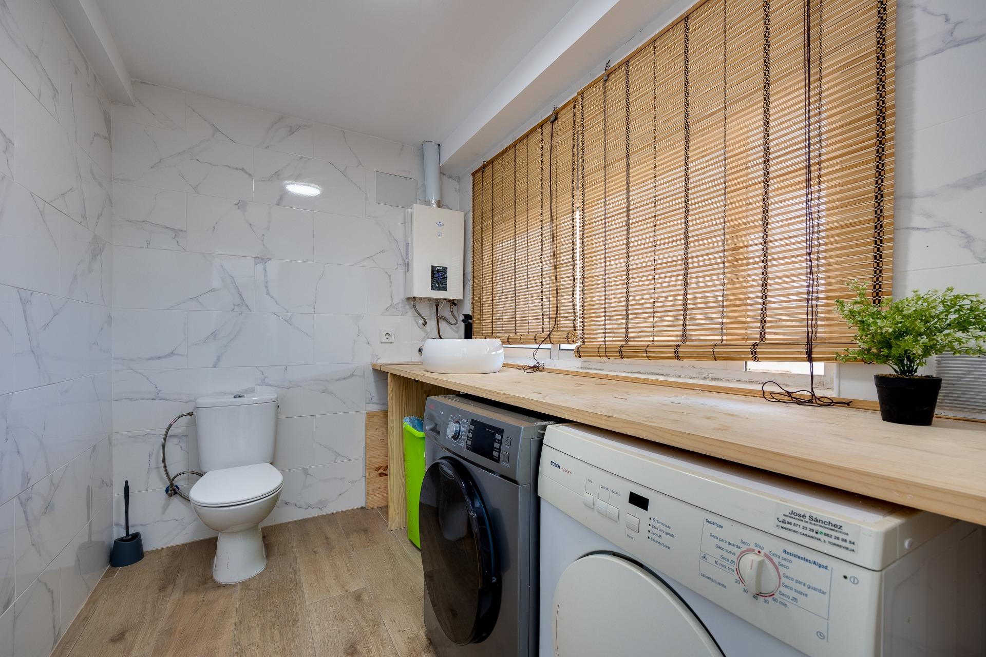 3 Bed, 1 Bath, HouseFor Sale, Torrevieja, Alicante