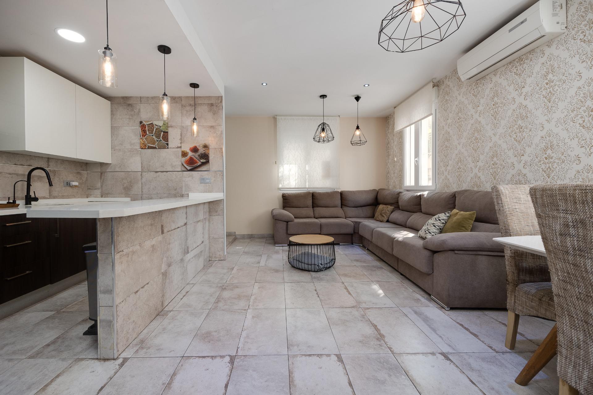 3 Bed, 1 Bath, HouseFor Sale, Torrevieja, Alicante