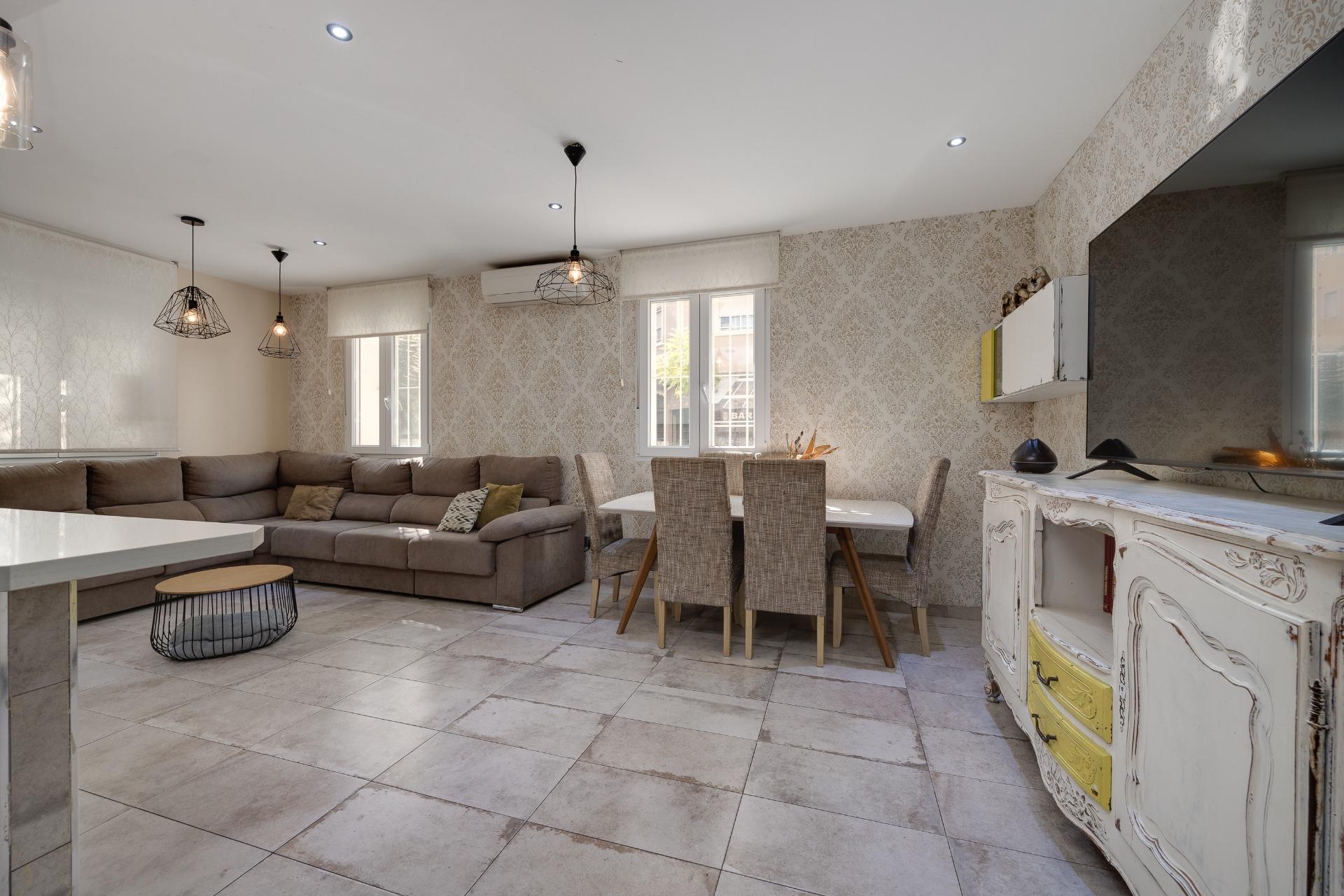 3 Bed, 1 Bath, HouseFor Sale, Torrevieja, Alicante