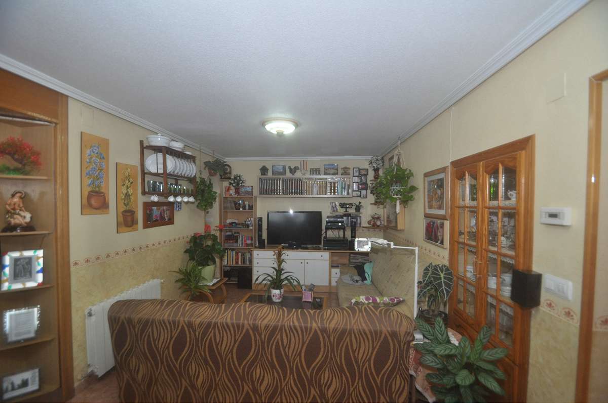 4 Bed, 2 Bath, HouseFor Sale, Pinoso, Alicante