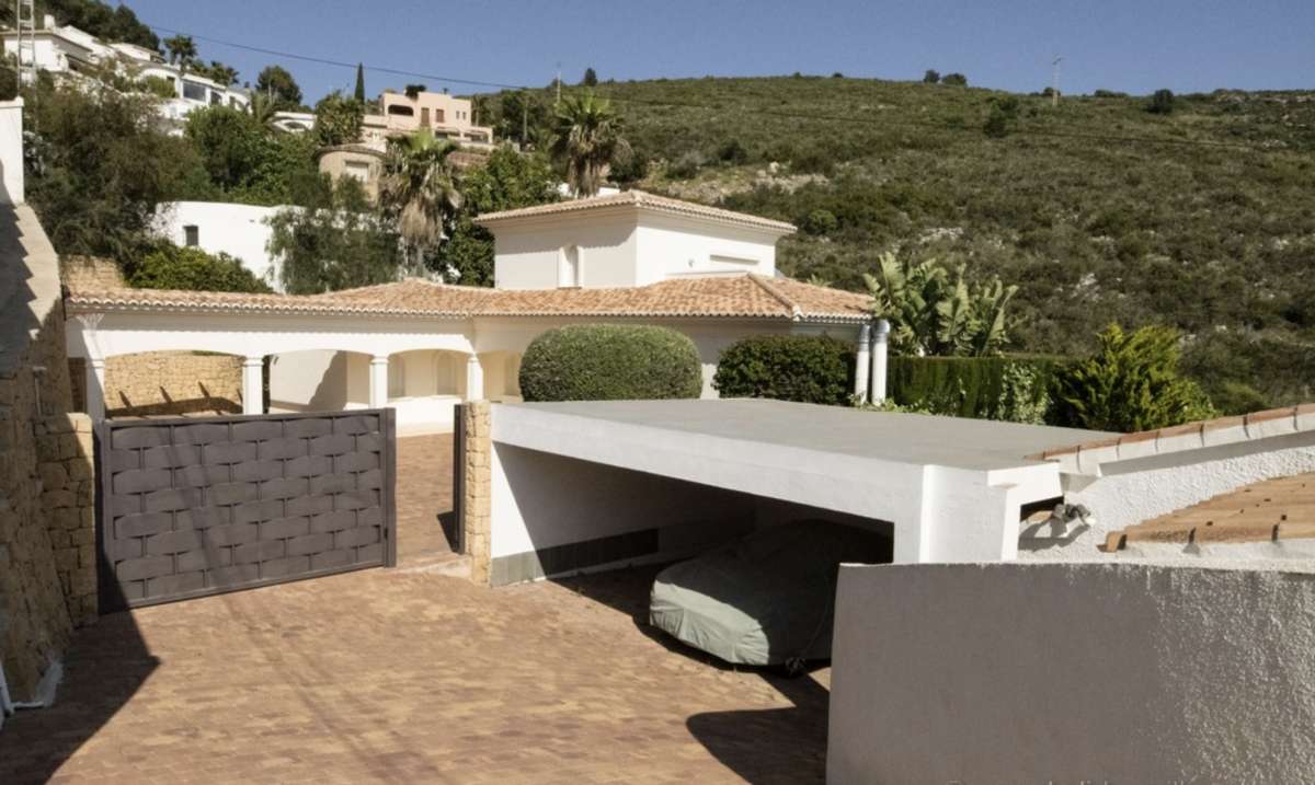 4 Bed, 4 Bath, HouseFor Sale, Moraira, Alicante