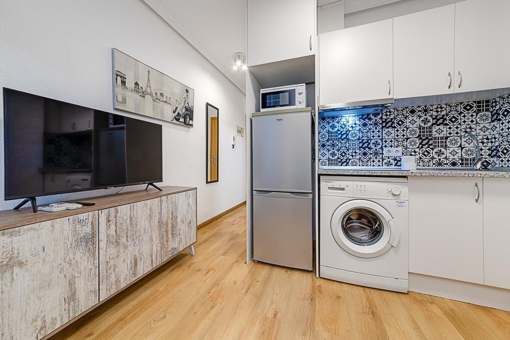 1 Bed, 1 Bath, ApartmentFor Sale, Torrevieja, Alicante