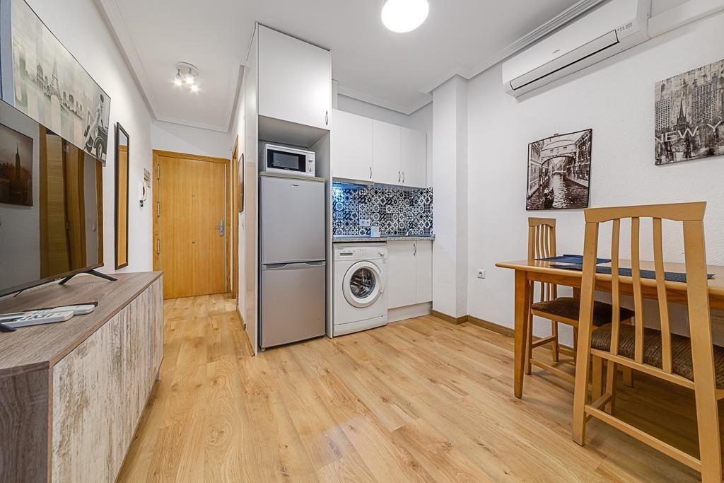 1 Bed, 1 Bath, ApartmentFor Sale, Torrevieja, Alicante
