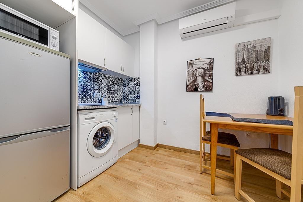 1 Bed, 1 Bath, ApartmentFor Sale, Torrevieja, Alicante