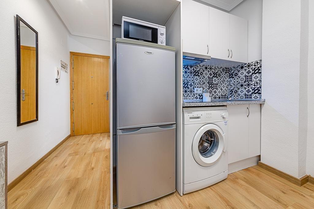 1 Bed, 1 Bath, ApartmentFor Sale, Torrevieja, Alicante