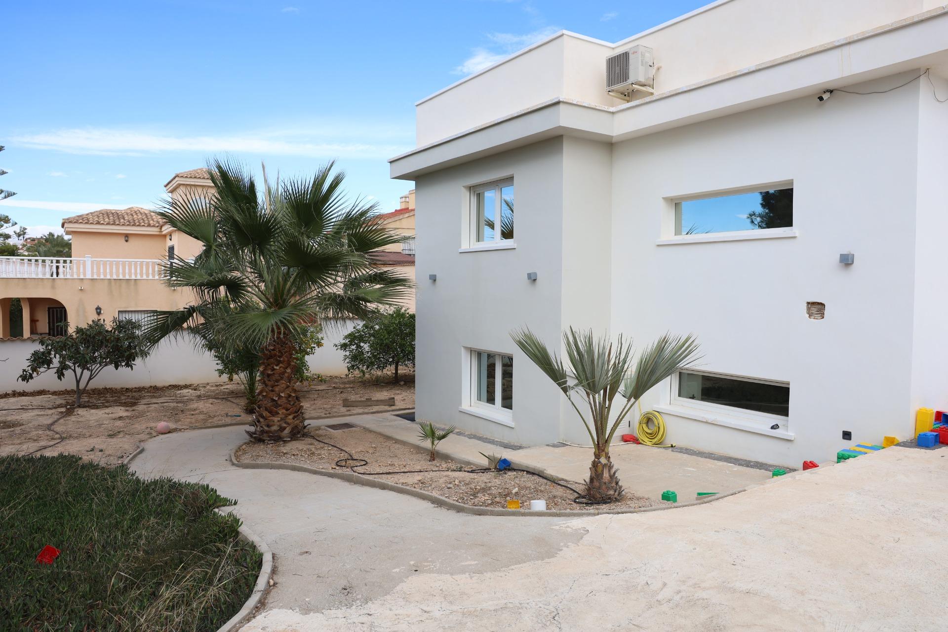 5 Bed, 3 Bath, HouseFor Sale, Ciudad Quesada, Alicante