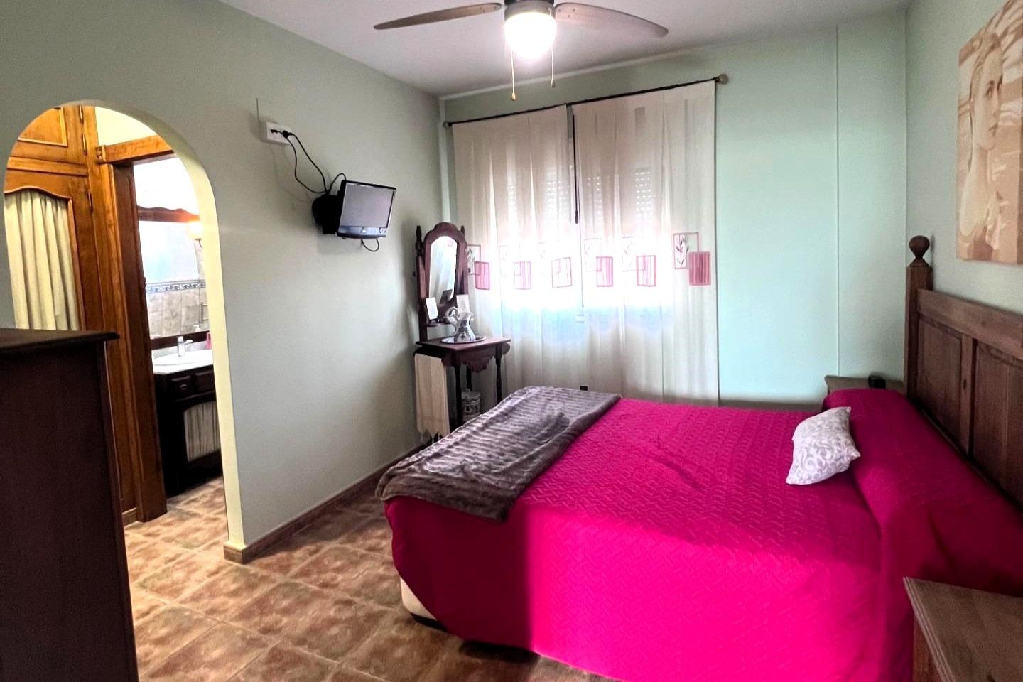 5 Bed, 3 Bath, HouseFor Sale, Orihuela, Alicante