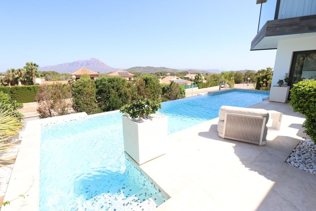 5 Bed, 6 Bath, HouseFor Sale, Javea, Alicante