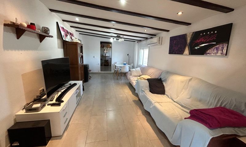 6 Bed, 2 Bath, HouseFor Sale, Orihuela, Alicante