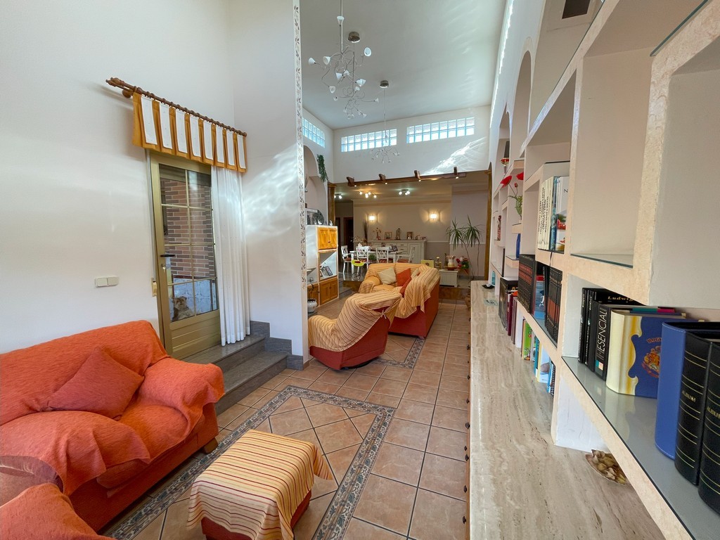 4 Bed, 4 Bath, HouseFor Sale, La Union, Murcia