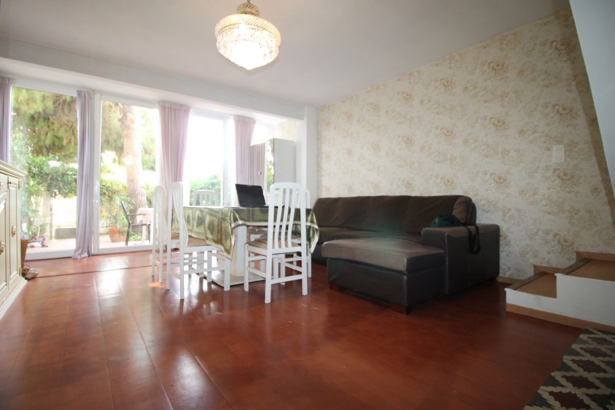 4 Bed, 2 Bath, ApartmentFor Sale, La Zenia, Alicante