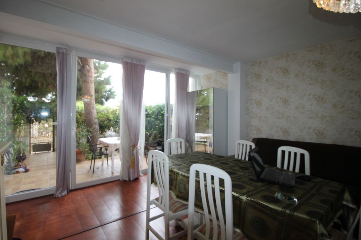 4 Bed, 2 Bath, ApartmentFor Sale, La Zenia, Alicante