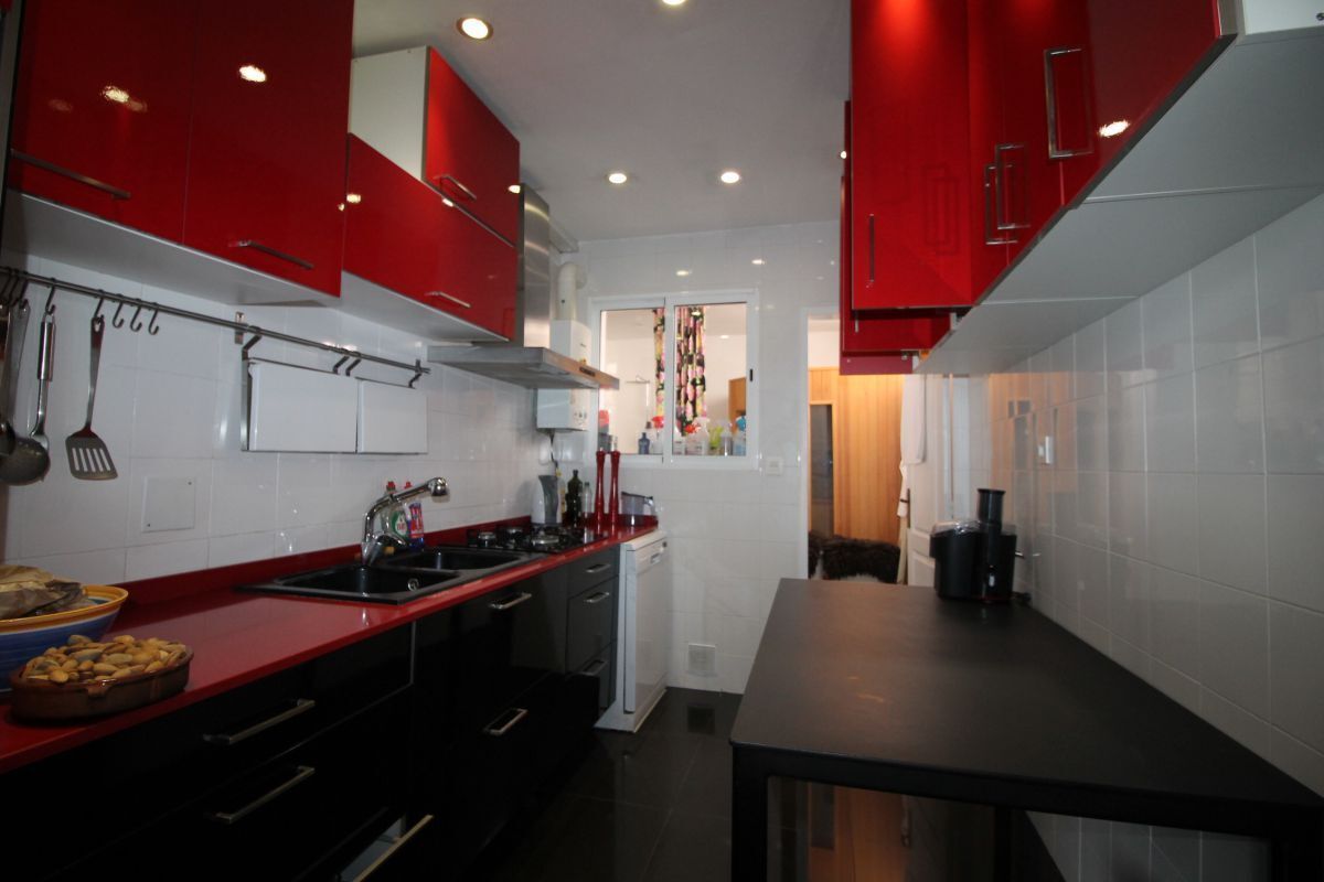 4 Bed, 2 Bath, ApartmentFor Sale, La Zenia, Alicante