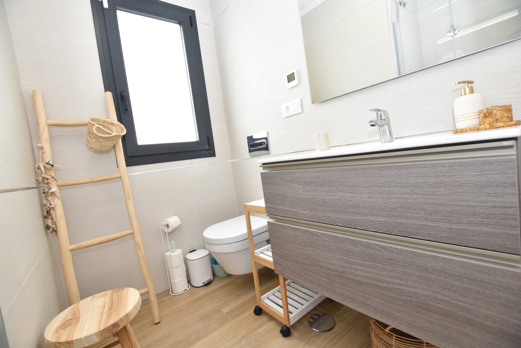 2 Bed, 2 Bath, ApartmentFor Sale, Torrevieja, Alicante