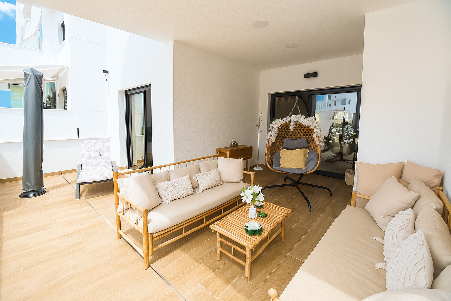 2 Bed, 2 Bath, ApartmentFor Sale, Torrevieja, Alicante