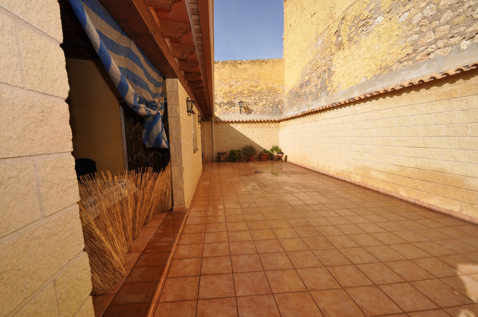 3 Bed, 2 Bath, HouseFor Sale, Pinoso, Alicante