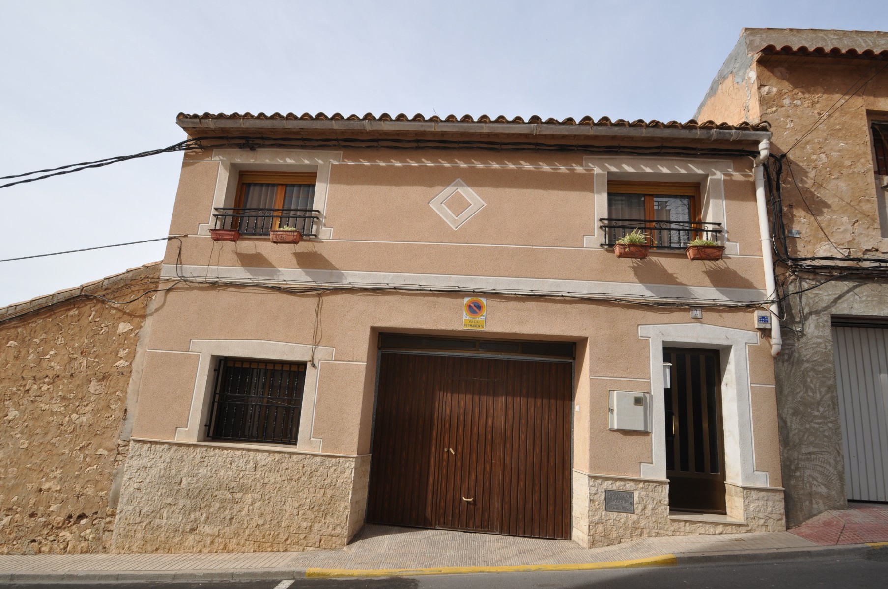 3 Bed, 2 Bath, HouseFor Sale, Pinoso, Alicante