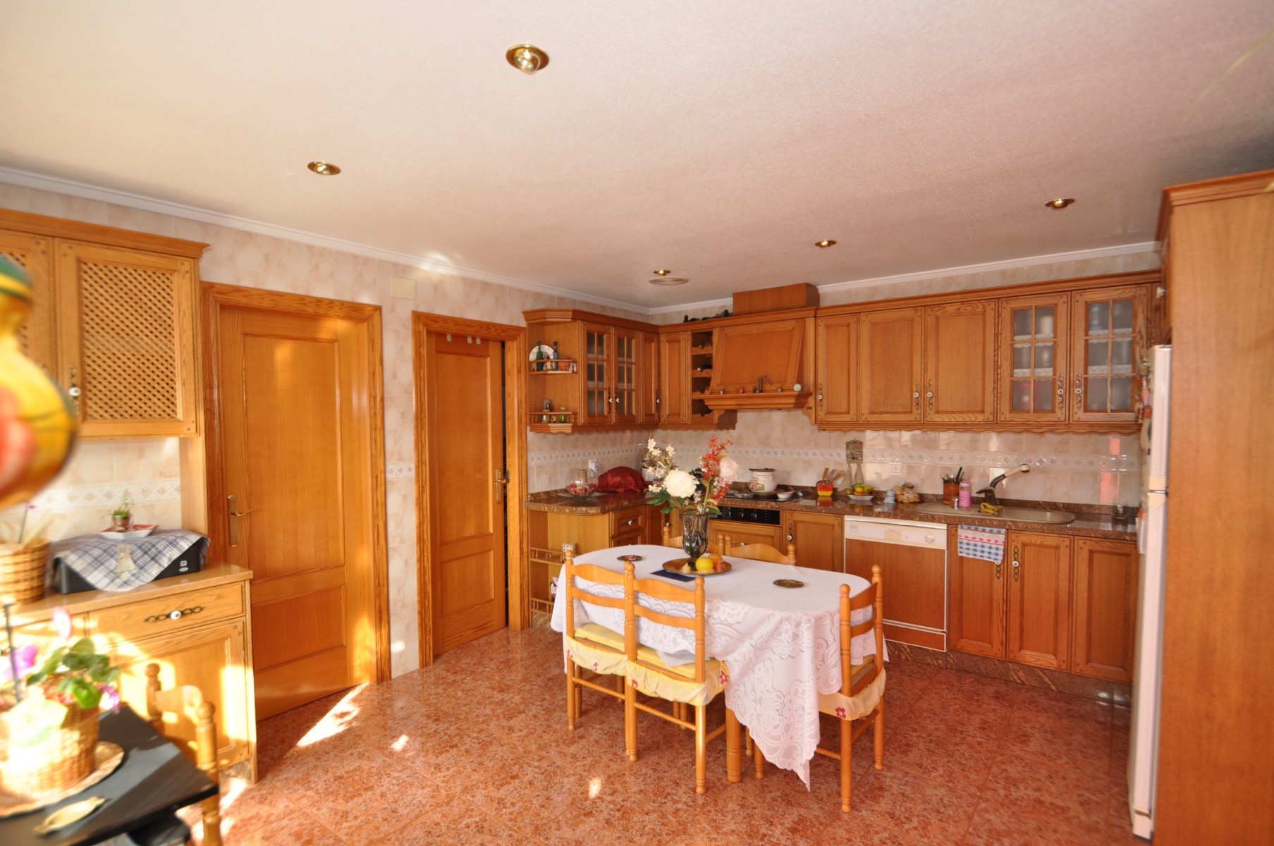 3 Bed, 2 Bath, HouseFor Sale, Pinoso, Alicante