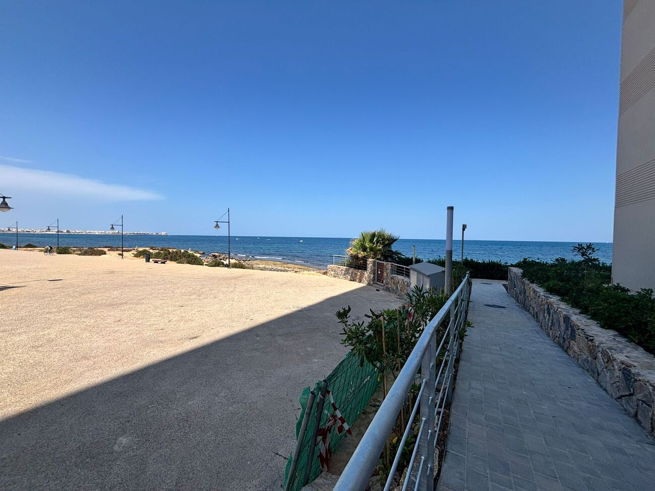 2 Bed, 2 Bath, ApartmentFor Sale, Punta Prima, Alicante
