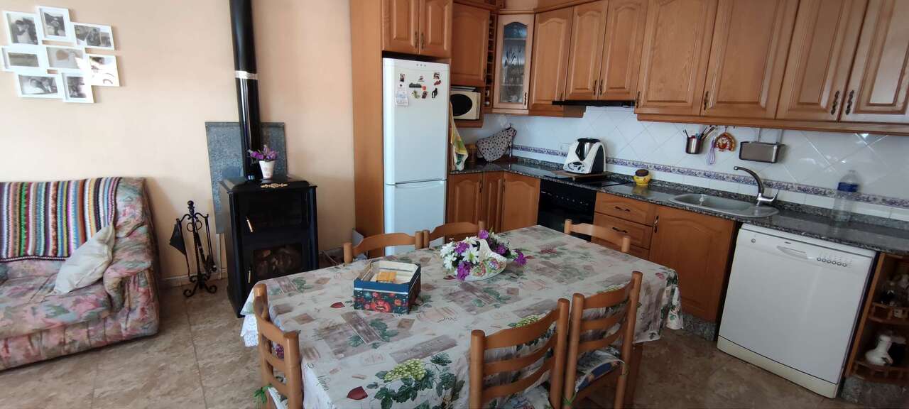 2 Bed, 1 Bath, HouseFor Sale, Pinoso, Alicante