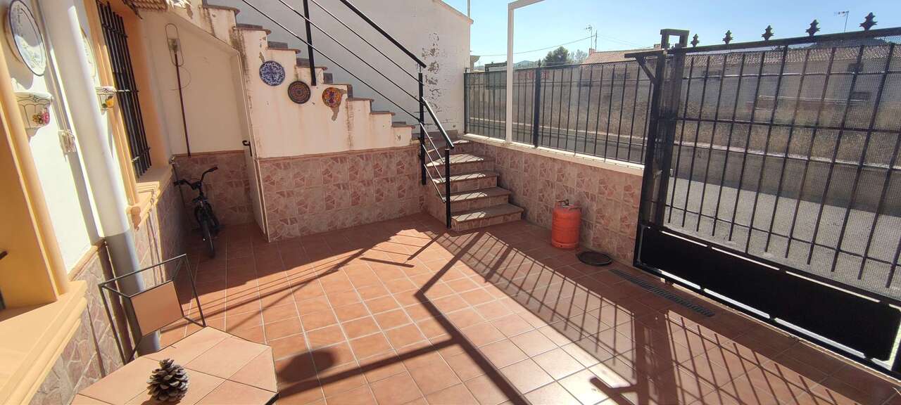 2 Bed, 1 Bath, HouseFor Sale, Pinoso, Alicante