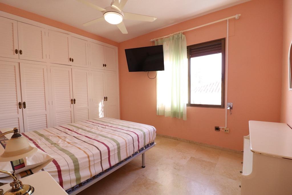 5 Bed, 2 Bath, HouseFor Sale, Cabo Roig, Alicante