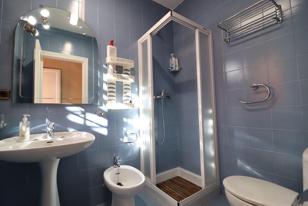 5 Bed, 2 Bath, HouseFor Sale, Cabo Roig, Alicante