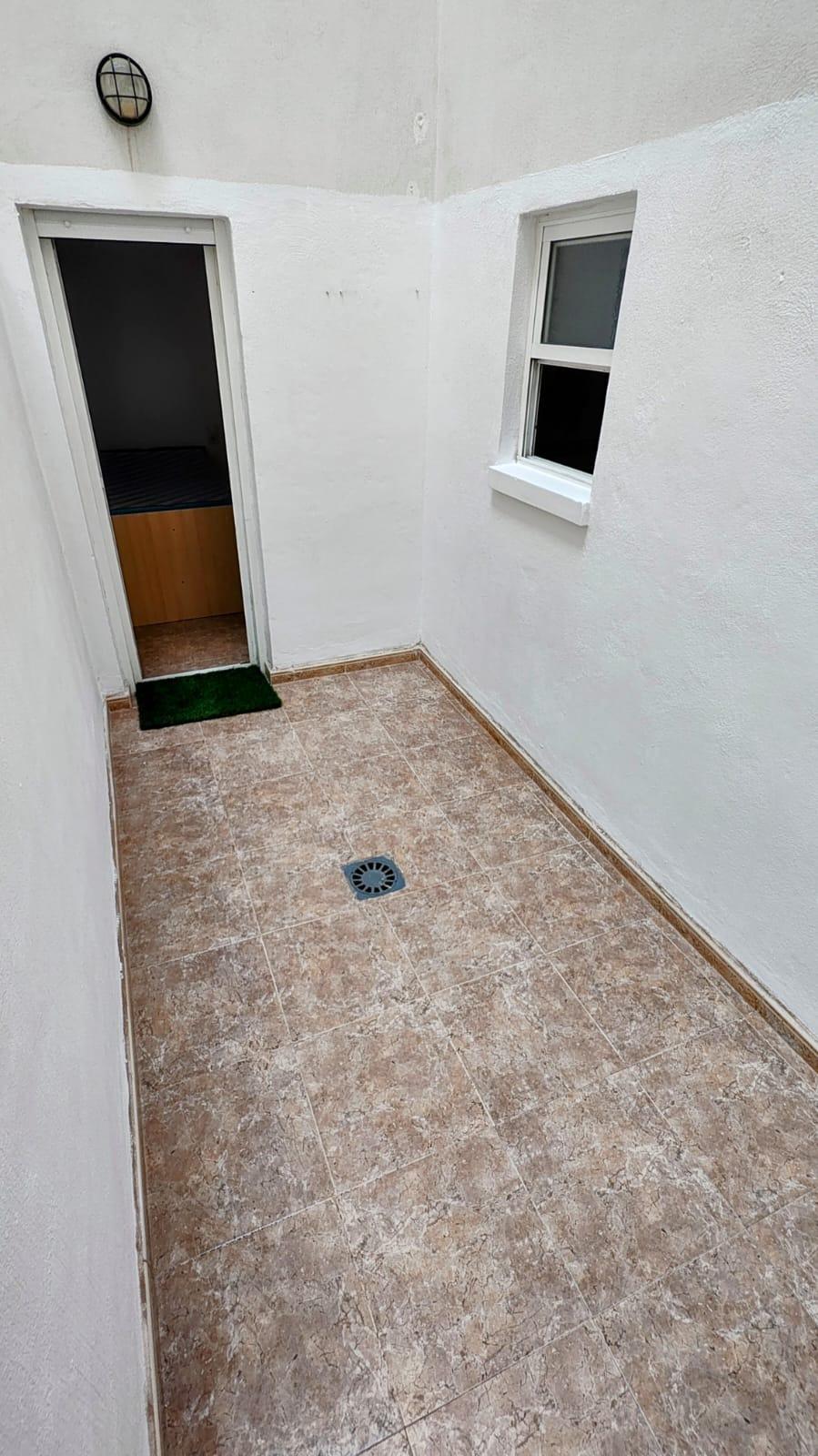 2 Bed, 1 Bath, ApartmentFor Sale, Torrevieja, Alicante