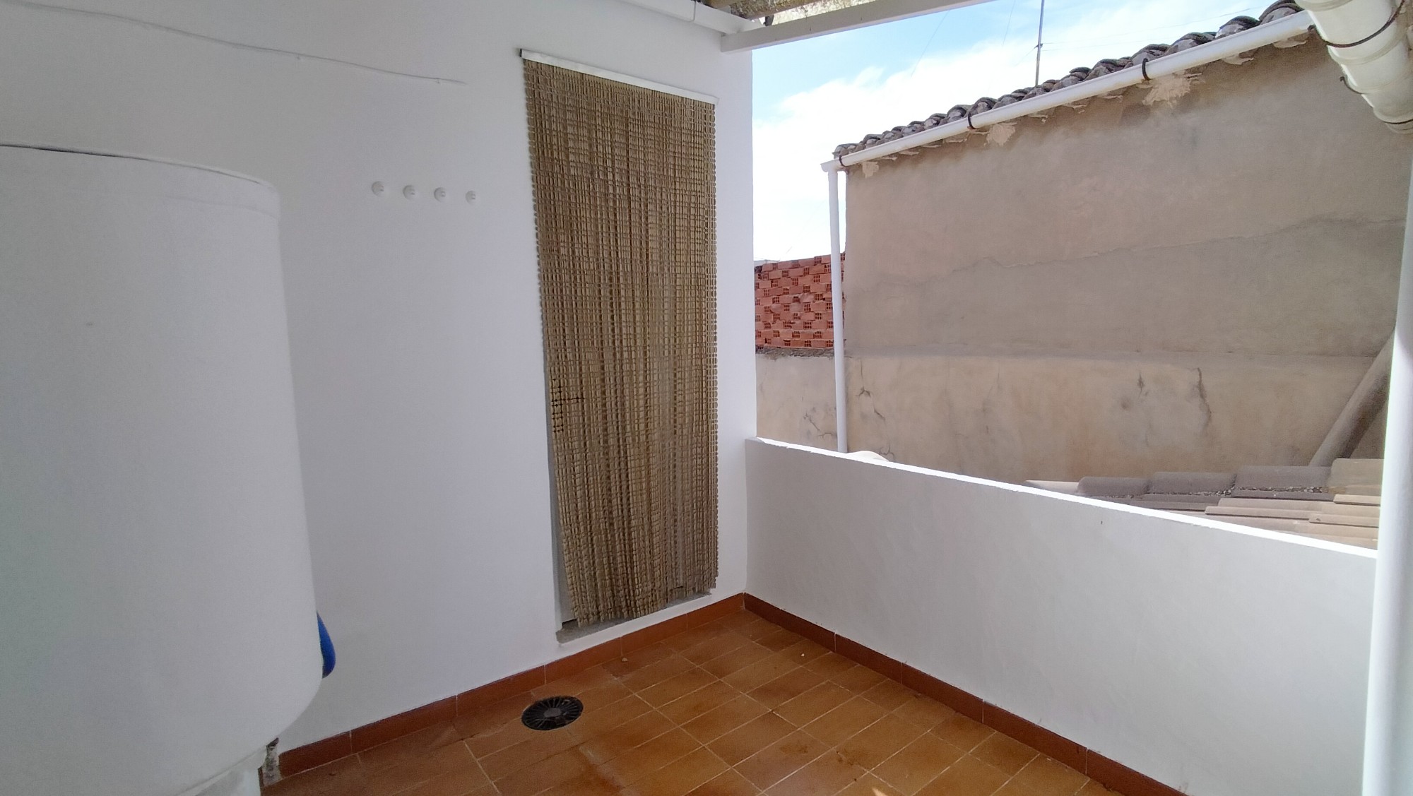 6 Bed, 2 Bath, HouseFor Sale, Sax, Alicante