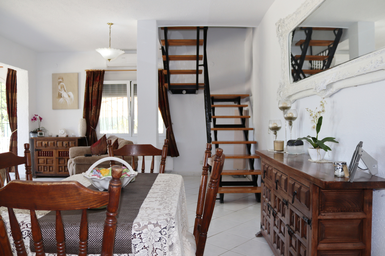 5 Bed, 2 Bath, HouseFor Sale, Jalon Valley, Alicante