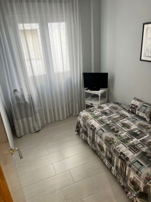 2 Bed, 1 Bath, ApartmentFor Sale, Torrevieja, Alicante