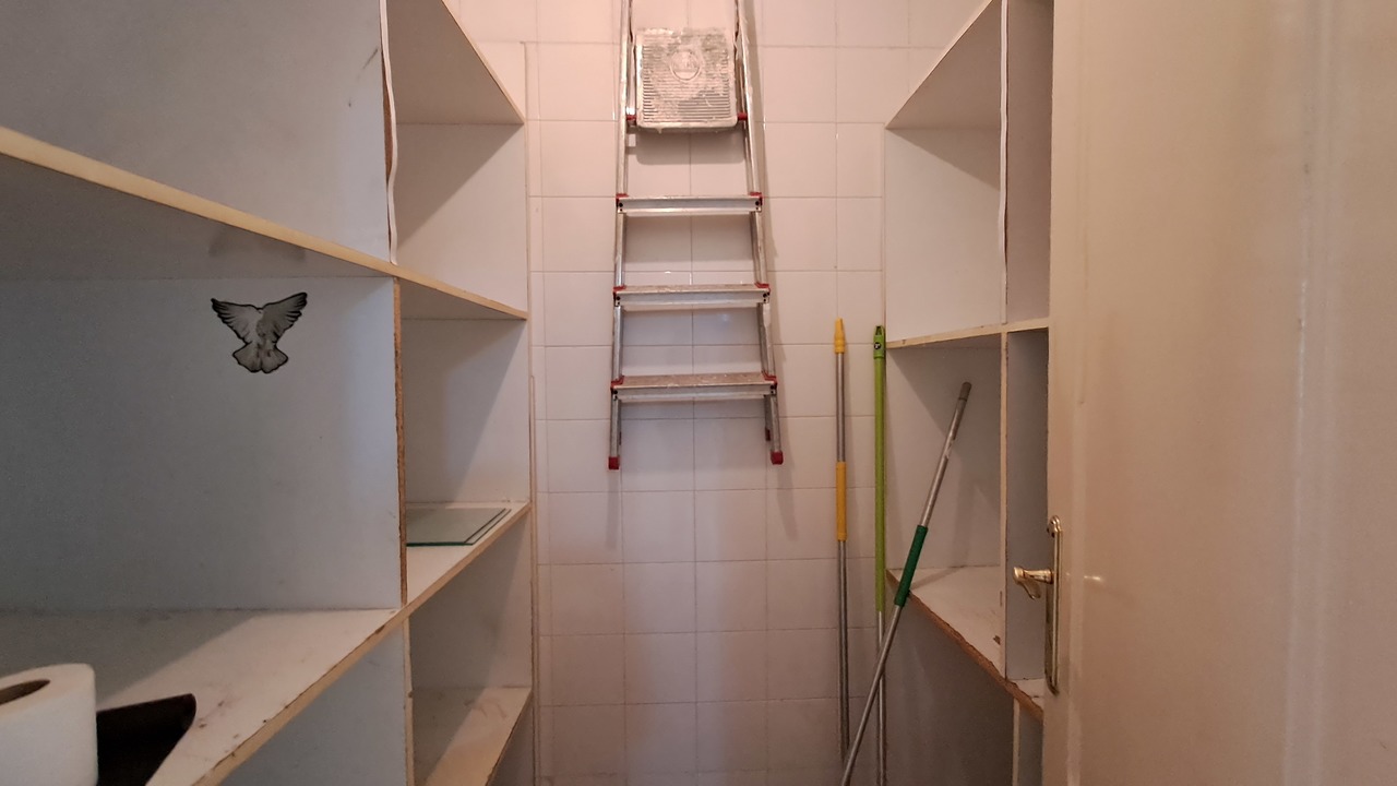 5 Bed, 2 Bath, ApartmentFor Sale, Torrevieja, Alicante