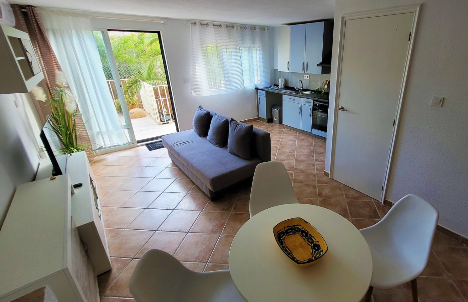 7 Bed, 2 Bath, HouseFor Sale, Torrevieja, Alicante