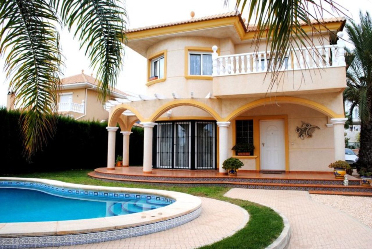 3 Bed, 3 Bath, HouseFor Sale, La Zenia, Alicante