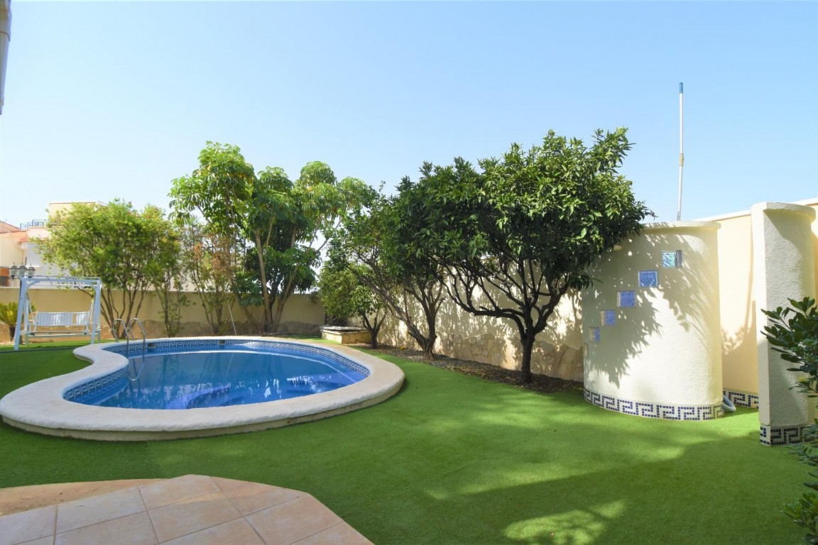 5 Bed, 4 Bath, HouseFor Sale, Ciudad Quesada, Alicante