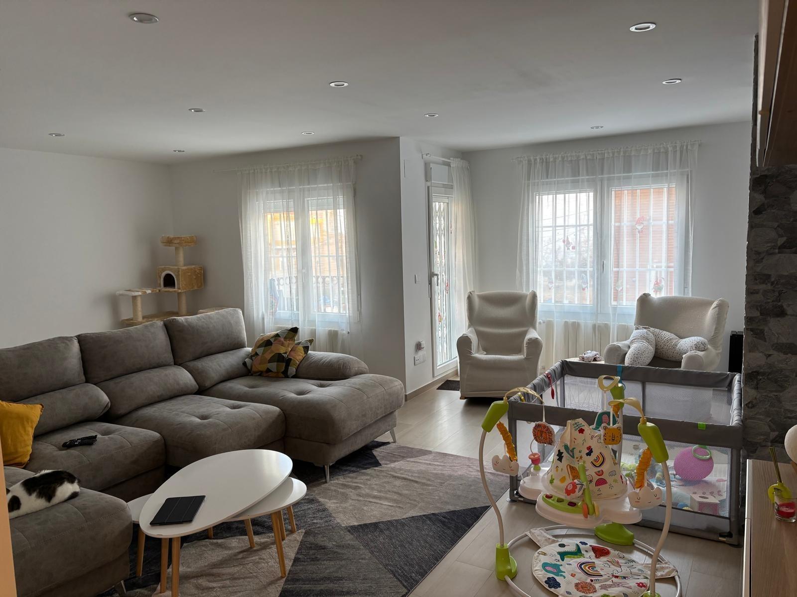 3 Bed, 2 Bath, ApartmentFor Sale, Torrevieja, Alicante