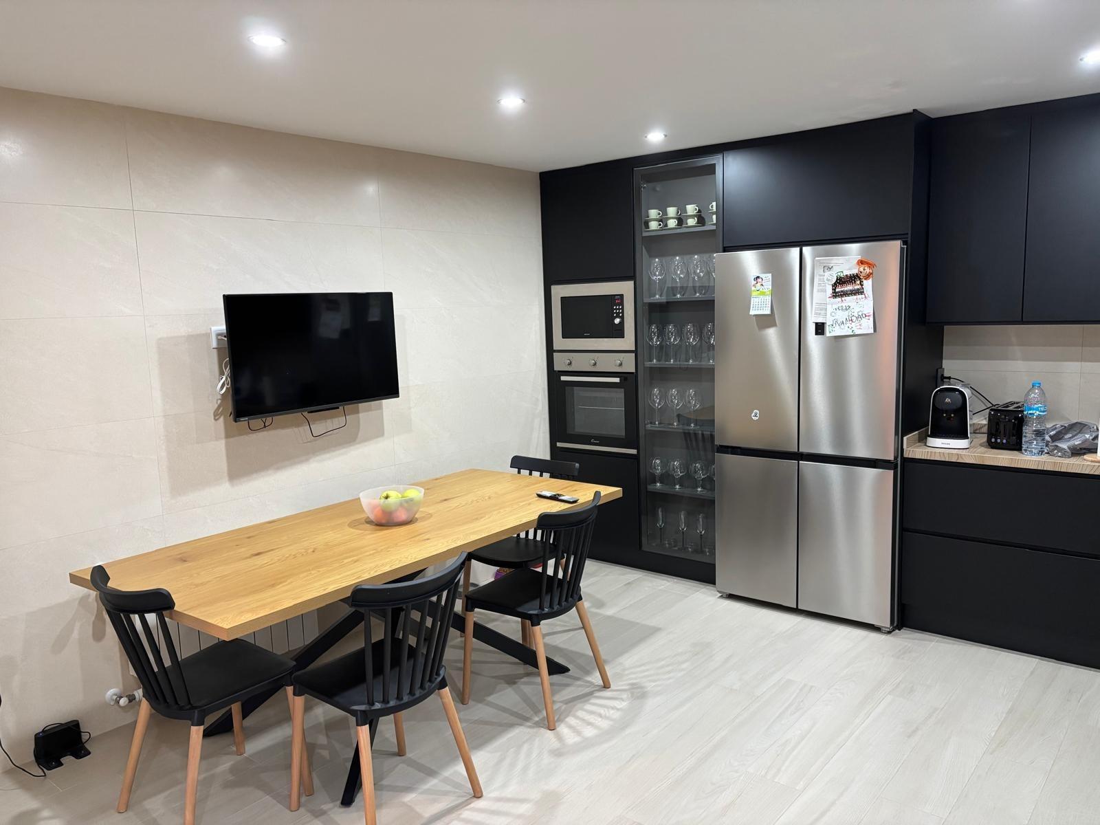 3 Bed, 2 Bath, ApartmentFor Sale, Torrevieja, Alicante