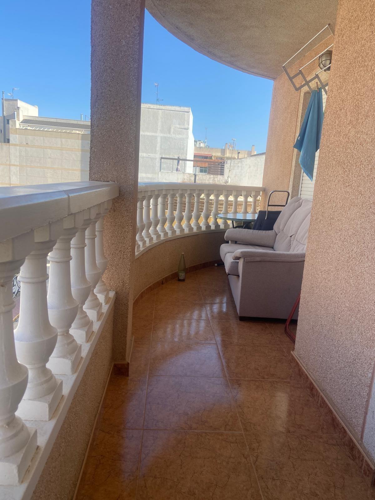 2 Bed, 1 Bath, ApartmentFor Sale, Torrevieja, Alicante