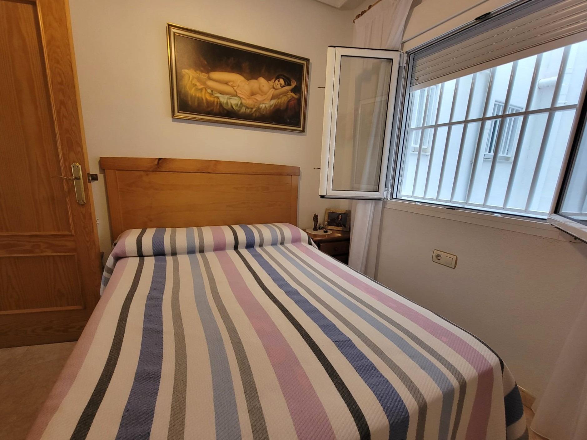 2 Bed, 1 Bath, ApartmentFor Sale, Torrevieja, Alicante