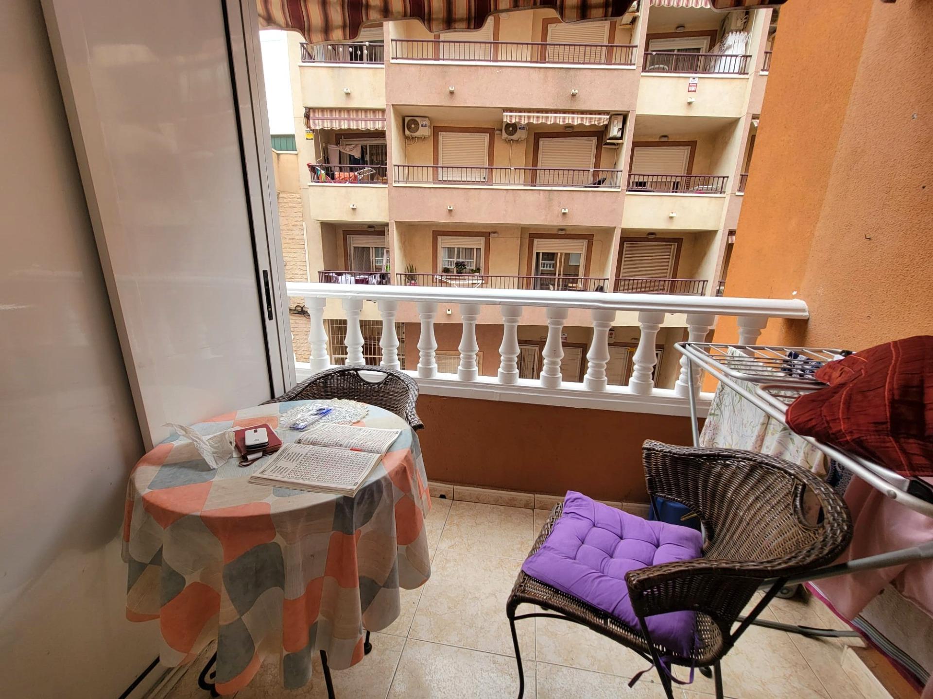 2 Bed, 1 Bath, ApartmentFor Sale, Torrevieja, Alicante