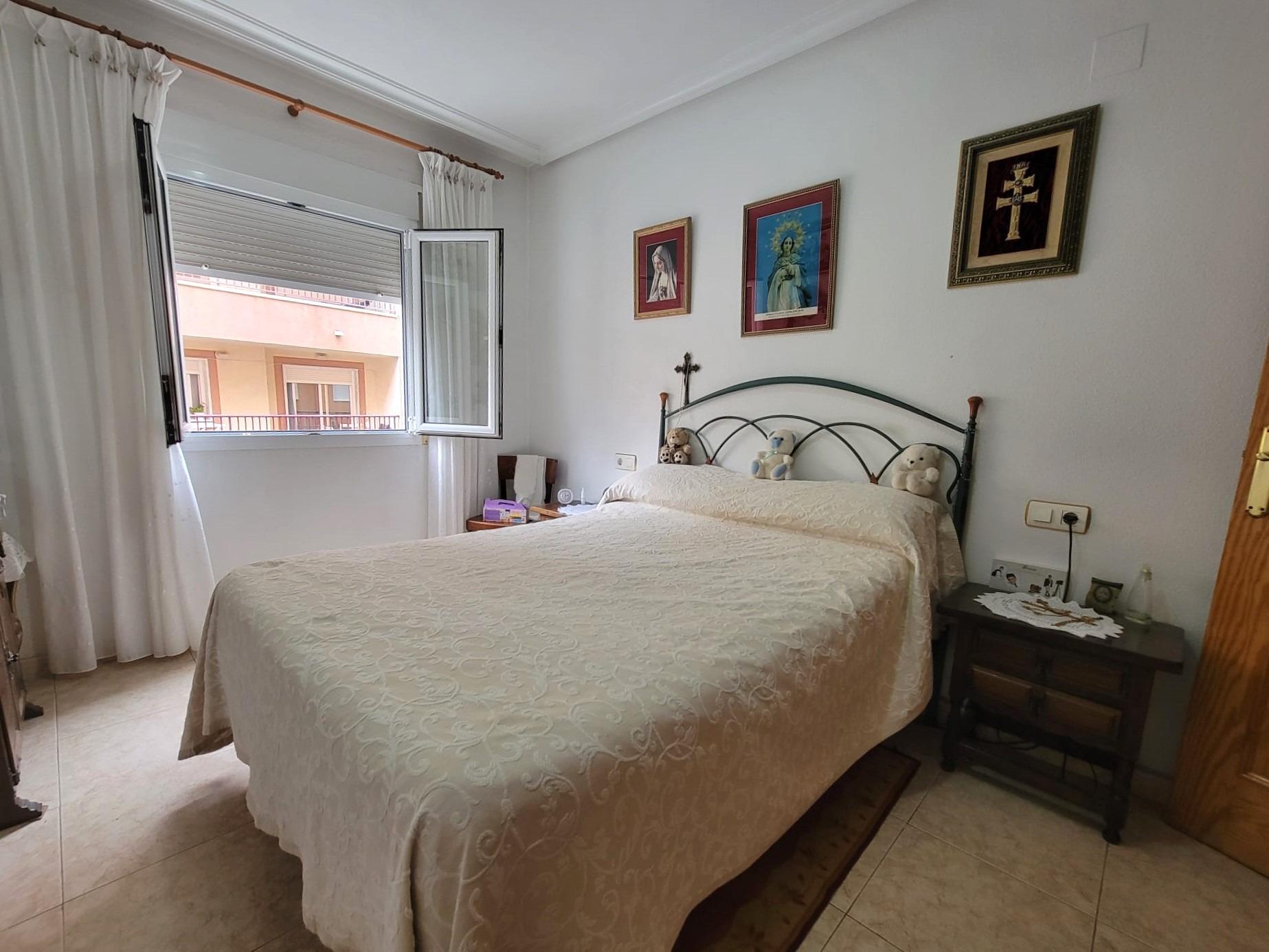2 Bed, 1 Bath, ApartmentFor Sale, Torrevieja, Alicante