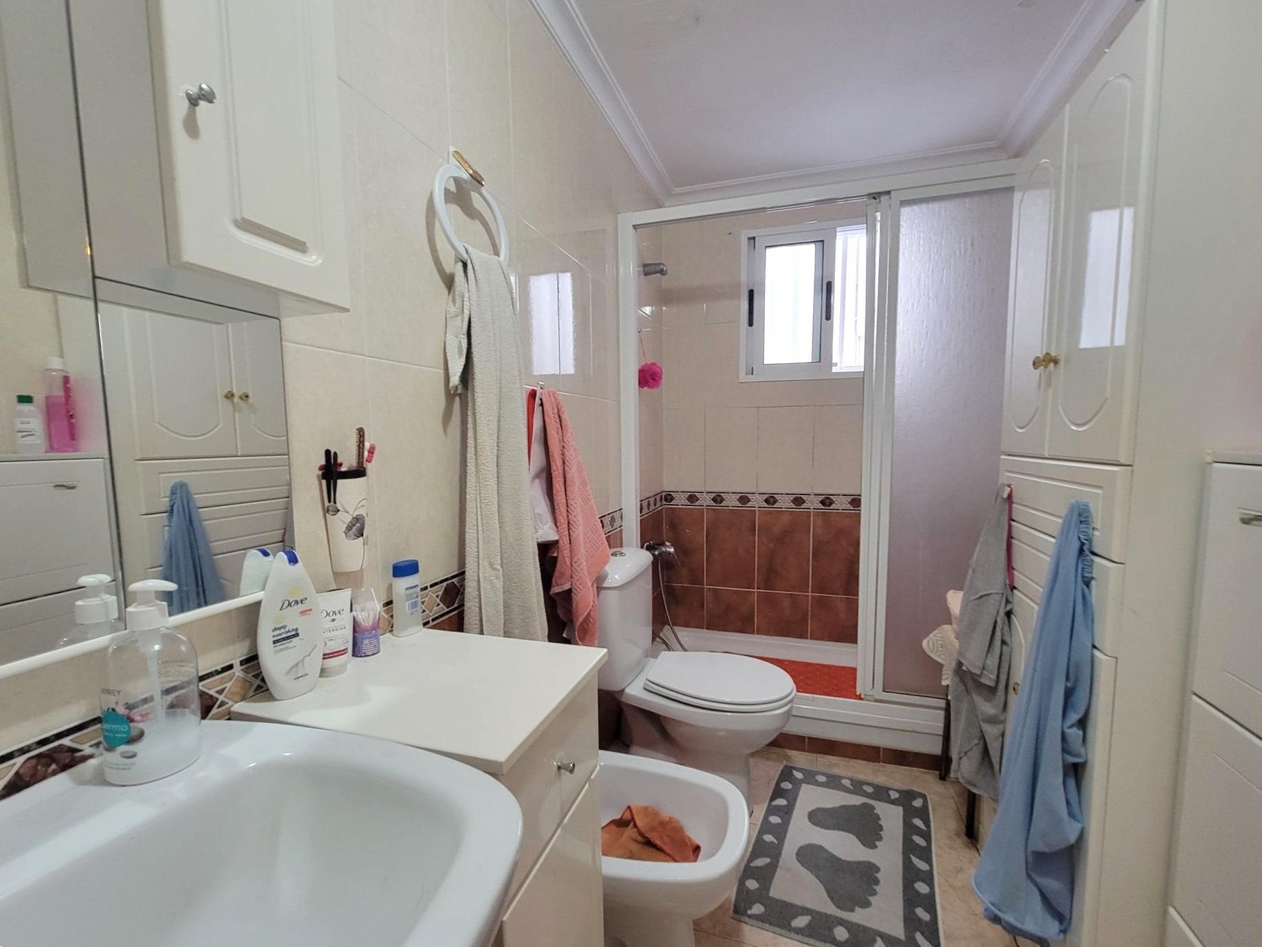 2 Bed, 1 Bath, ApartmentFor Sale, Torrevieja, Alicante