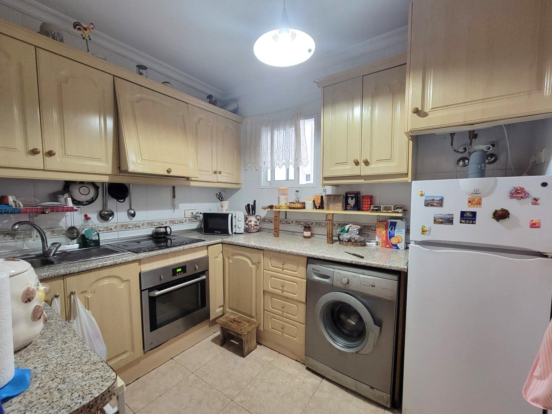 2 Bed, 1 Bath, ApartmentFor Sale, Torrevieja, Alicante