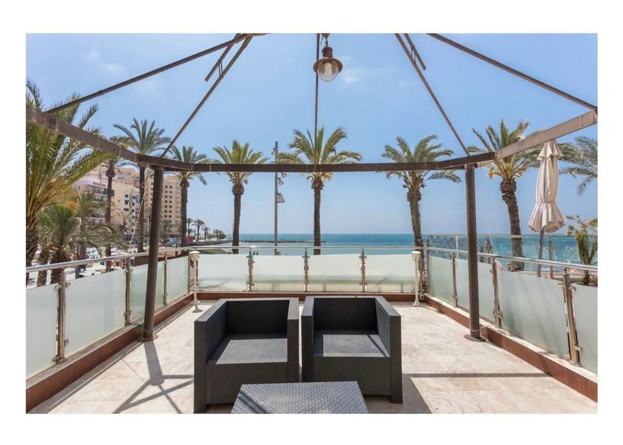 4 Bed, 3 Bath, ApartmentFor Sale, Torrevieja, Alicante 4 Bed, 3 Bath, ApartmentFor Sale, Torrevieja, Alicante