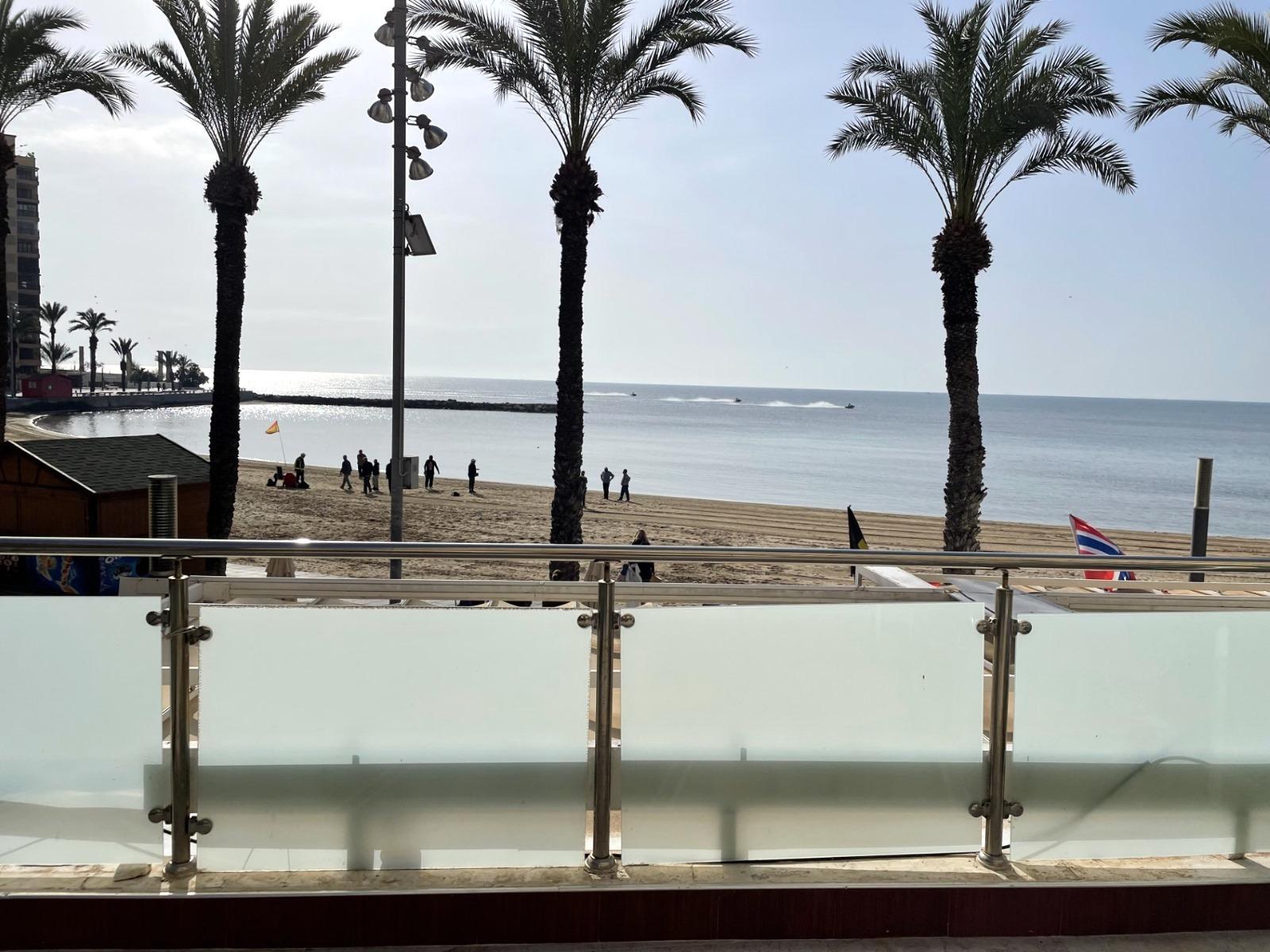 4 Bed, 3 Bath, ApartmentFor Sale, Torrevieja, Alicante