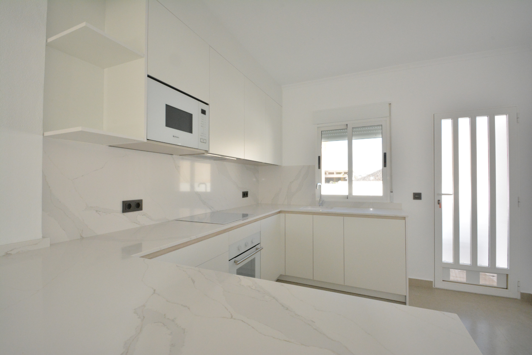 2 Bed, 1 Bath, HouseFor Sale, Algorfa, Alicante