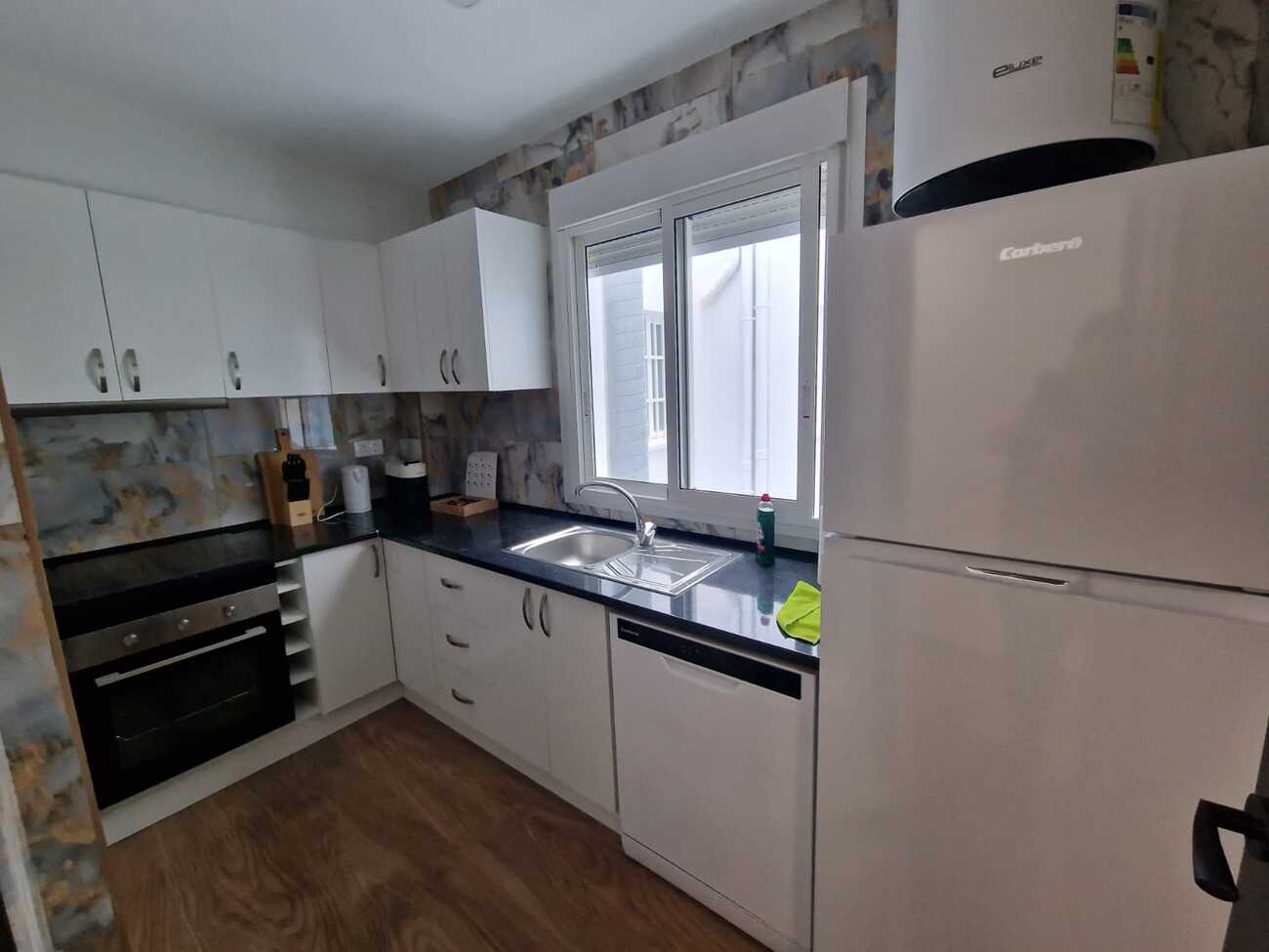 2 Bed, 1 Bath, ApartmentFor Sale, Torrevieja, Alicante