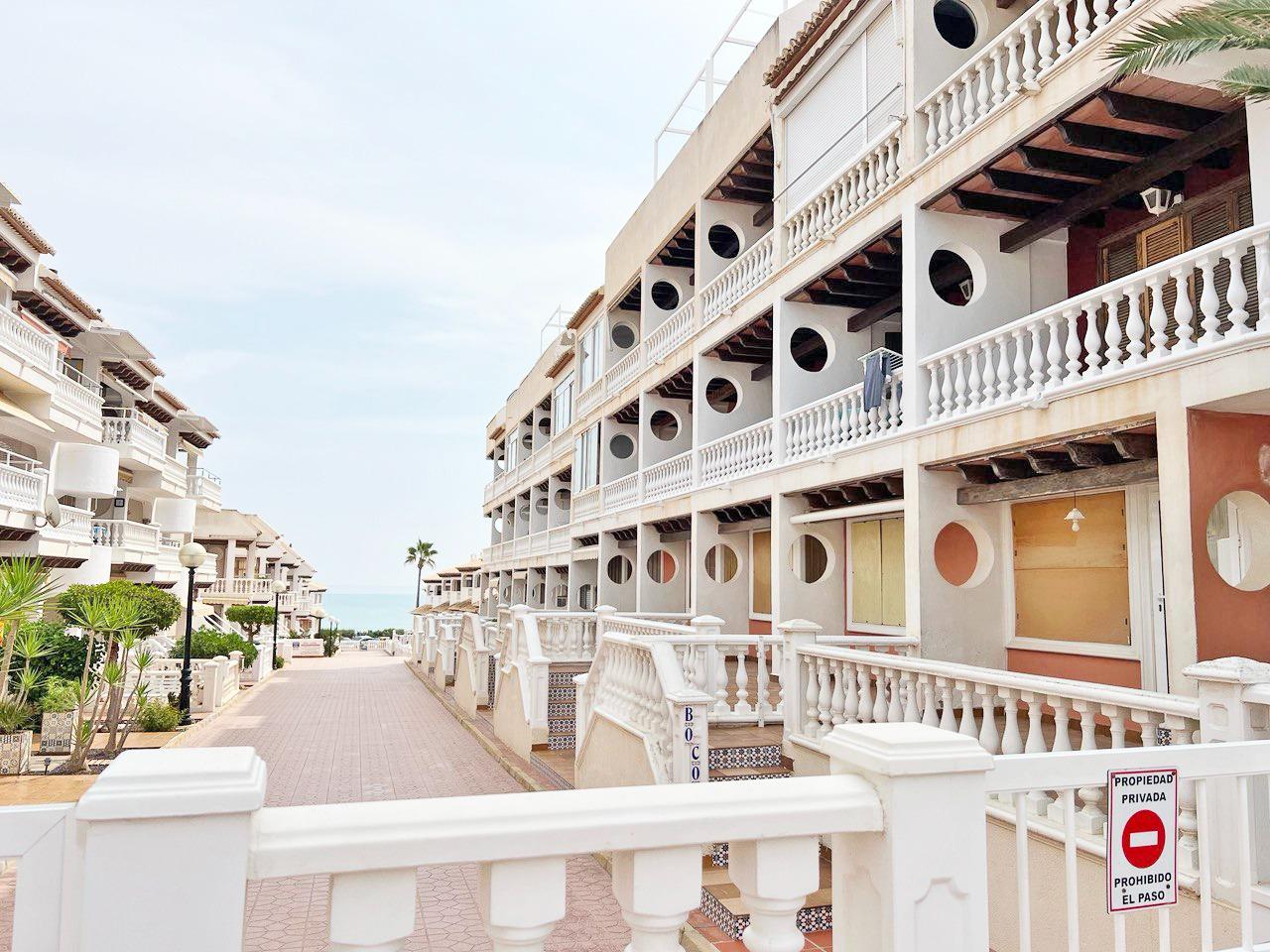 2 Bed, 1 Bath, ApartmentFor Sale, Guardamar Del Segura, Alicante