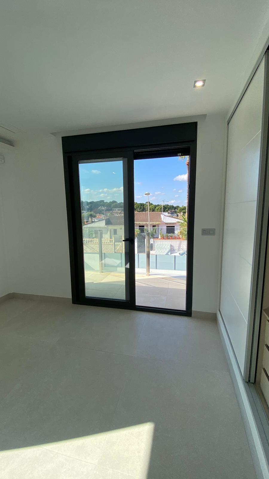3 Bed, 2 Bath, HouseFor Sale, Torrevieja, Alicante 3 Bed, 2 Bath, HouseFor Sale, Torrevieja, Alicante